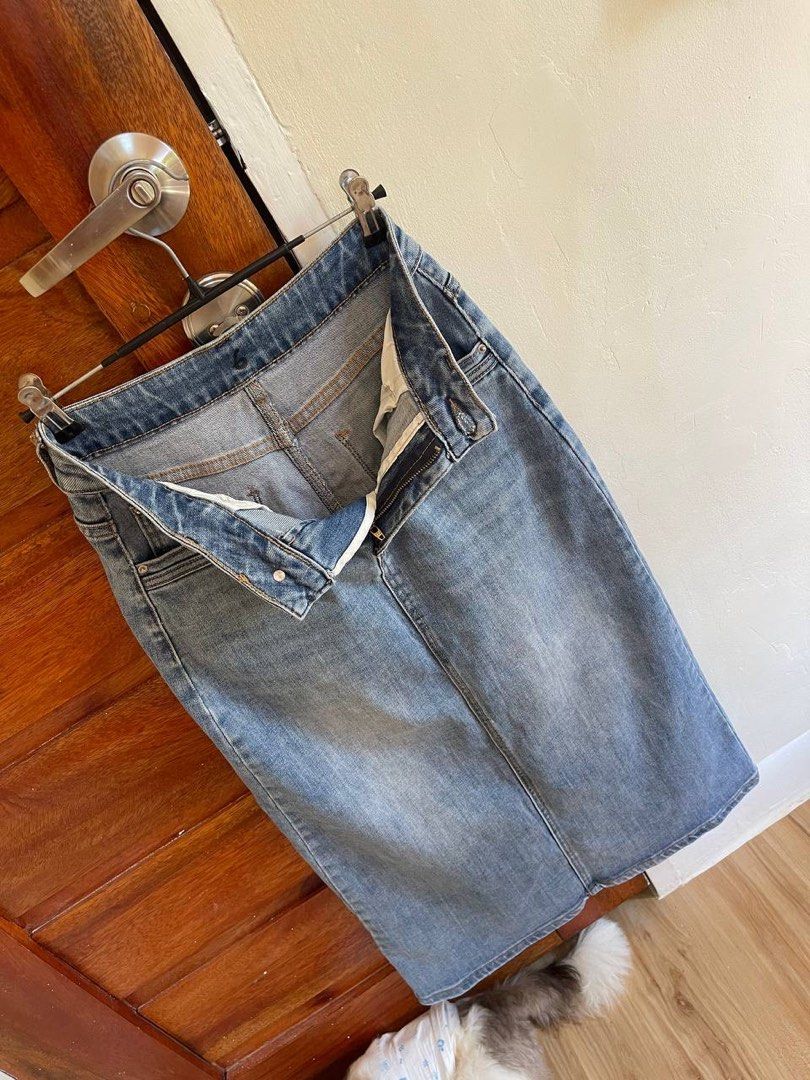 Denim Maxi Skirt (Category: Skirts) located in San Luis. Submitted by revibeee (Listing ID 1470953884, Image 3). Description: FOR SALE DENIM MAXI SKIRT COLOR LIGHT BLUE IN EXCELLENT CONDITION CAN FIT SIZE 24 TO 26 WAISTLINE LENGTH 31 INCHES BACK SLIT 11 INCHES SOFT DENIM STRETCHABLE WITH SIDE POCKETS (FRONT AND BACK) WORKING ANG ZIPPER AND BUTONES COLOR RATE 9.5/10 WASHED AND READY TO WEAR KINDLY CHECK THE PHOTOS FOR THE COMPLETE DETAILS NO ISSUE