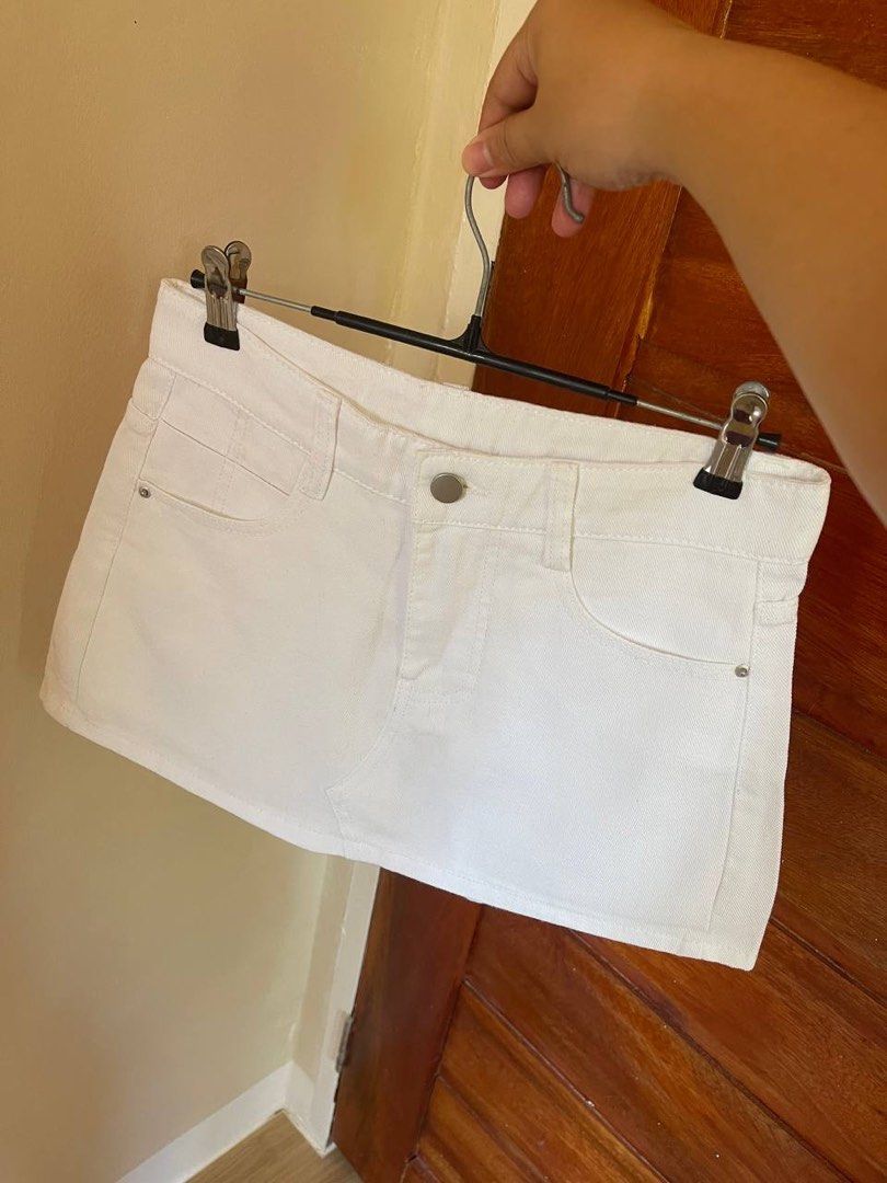 Denim Mini Skort (Category: Other Bottoms) located in San Luis. Submitted by revibeee (Listing ID 1470952079, Image 2). Description: FOR SALE DENIM MINI SKORT COLOR WHITE WITH SIDE POCKETS (FRONT AND BACK) SIZE SMALL ON TAG LIKE NEW CONDITION CAN PASS AS BN CAN FIT SIZE 27 TO 28 WAISTLINE LENGTH 12 INCHES | LEG HOLE 10 INCHES COLOR RATE 9.5/10 NO ISSUE KINDLY CHECK THE PHOTOS FOR THE COMPLETE DETAILS SUPER NICE IN ACTUAL NON STRETCH COLOR MAY VAR