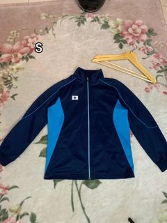 (Category: ) located in . Submitted by fiqthrift_mountain (Listing ID 1471048118, Image 1). Description: .