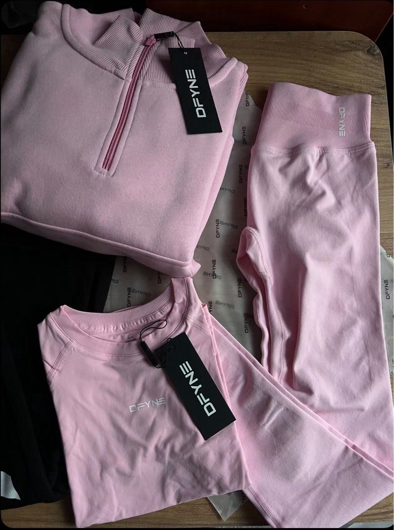 DFYNE Light Rose Pink XS (Category: Activewear) located in Paranaque City. Submitted by mmacita (Listing ID 1470994642, Image 1). Description: Pre loved Light Rose Pink Impact Leggings XS ₱1,500 Light Rose Pink Bandeau ₱850 (PENDING) Light Rose Pink Short Sleeve Top XS (SOLD) Light Rose Pink Sweat XS (SOLD).