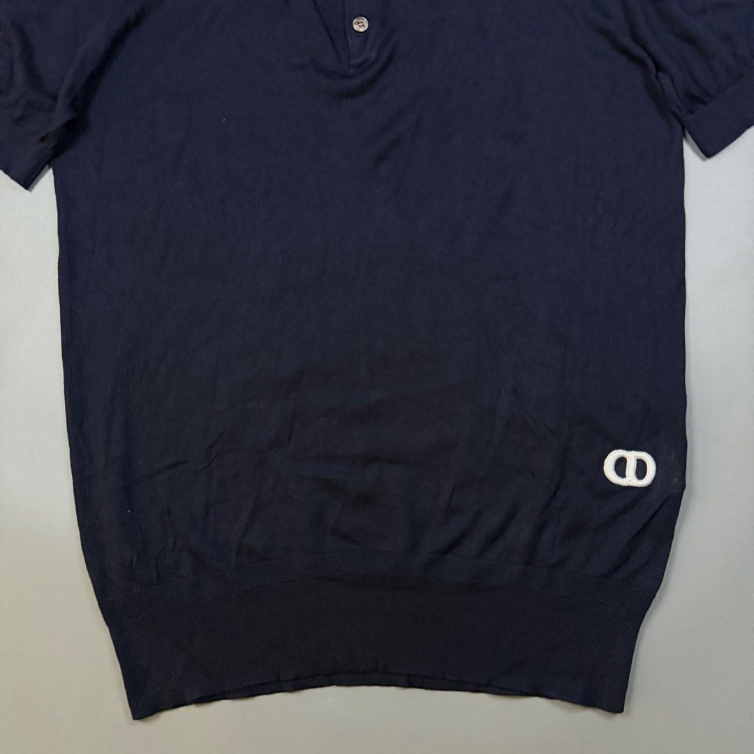 Dior - CD Logo Cashmere Knitted Poloshirt (Category: Tshirts & Polo Shirts ) located in Paranaque City. Submitted by millennial_goodz (Listing ID 1471048833, Image 3). Description: WTS Dior - CD Logo Cashmere Knitted Poloshirt Size Medium Dimensions: 19" / 29" Excellent to new Flaw: 1 stitch on necktag fall off Ready to use DM.