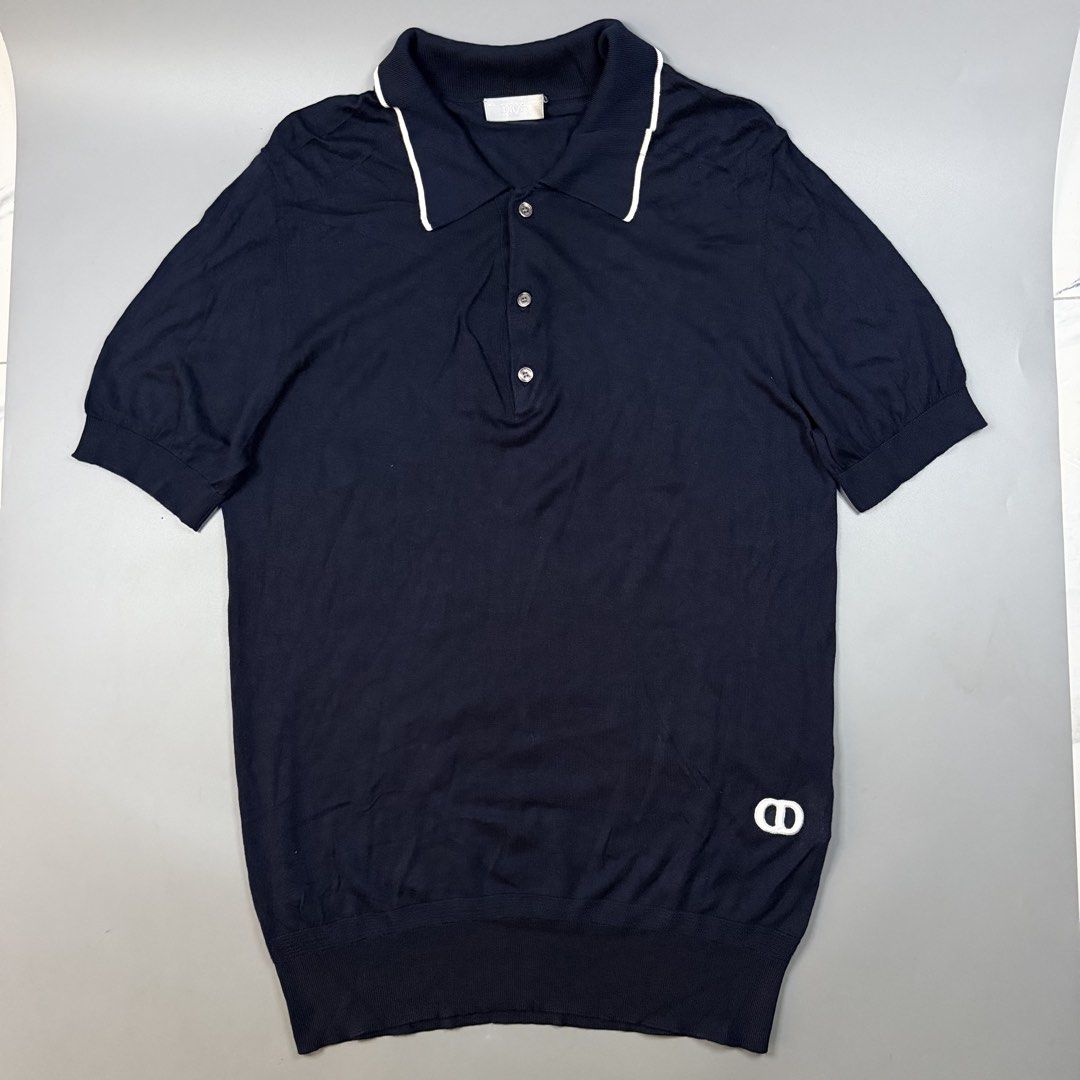 Dior - CD Logo Cashmere Knitted Poloshirt (Category: Tshirts & Polo Shirts ) located in Paranaque City. Submitted by millennial_goodz (Listing ID 1471048833, Image 1). Description: WTS Dior - CD Logo Cashmere Knitted Poloshirt Size Medium Dimensions: 19" / 29" Excellent to new Flaw: 1 stitch on necktag fall off Ready to use DM.