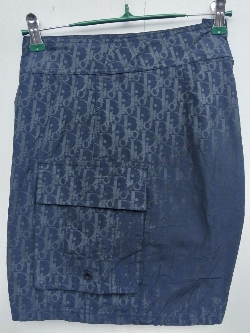 Dior Monogram Blue Cargo Board Shorts Swim Trunks (Category: Shorts) located in Manila. Submitted by austriakim18807 (Listing ID 1470934617, Image 3). Description: -Price: 5,000 -Width: 33-36 -Length: 16.5 - Authentic blue Dior monogram board shorts with all-over Oblique pattern - Adjustable drawstring waist equipped with branded metal aglets - Convenient side cargo pocket for small essentials - Lightweight and breathable fabric ideal for warm we