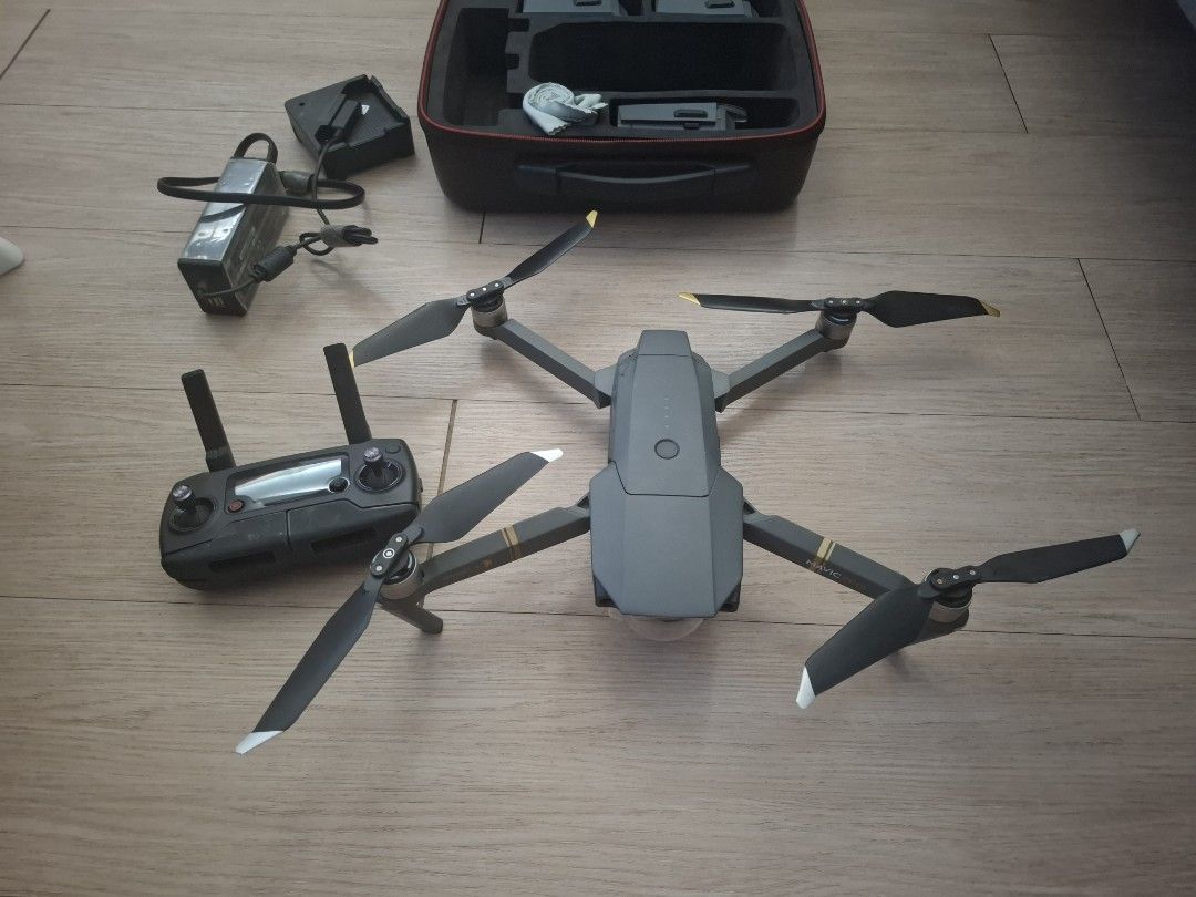 DJI Mavic Pro Fly More Combo Drone (Category: Drones) located in Paranaque City. Submitted by zendog_be1640 (Listing ID 1470978293, Image 2). Description: ​For Sale: DJI Mavic Pro Full Set ​Ready to use for both hobby/practice and professional aerial photography! - ​Drone Condition: Shows minor signs of use, but works perfectly with zero issues. Low usage and very well-maintained. - ​Batteries (Total of 5): All 5 are in great condition with norma