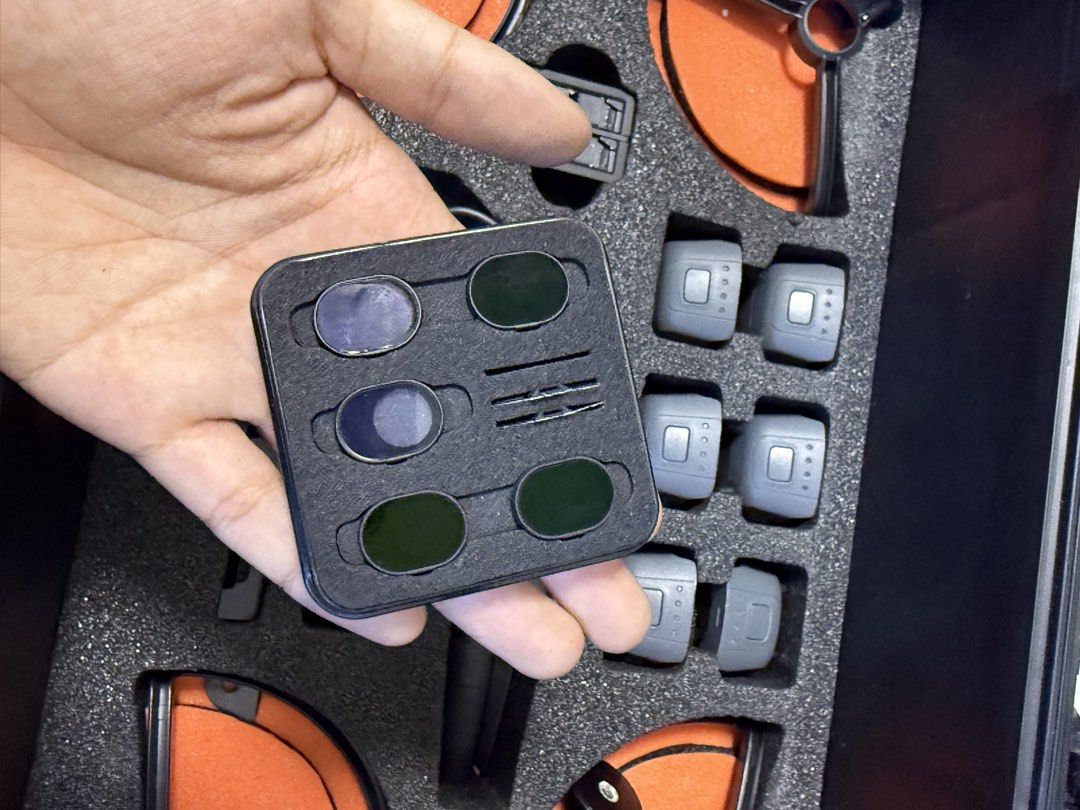DJI Spark Fly More Combo Hard Case Set (Category: Drones) located in Manila. Submitted by pjaguilar436945 (Listing ID 1471012201, Image 3). Description: DJI Spark Drone + Complete Accessories 💰 Price: ₱10,000 negotiable Selling my DJI Spark drone set with hard carrying case and accessories INCLUSIONS ✅ DJI Spark Drone ✅ Drone Controller ✅ Multiple Batteries (6 visible in the case) ✅ Battery Charging Hub ✅ Battery Charger / Power Adapter ✅ Chargi