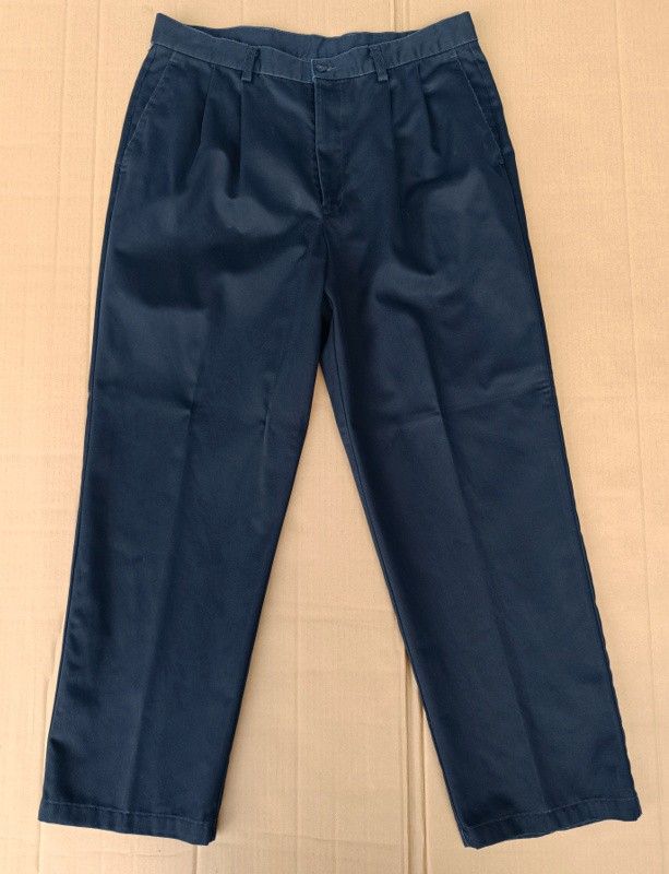 Dockers Recode Mens Navy Blue Khaki Pants (Category: Trousers) located in Bacoor. Submitted by nineties_kid (Listing ID 1471033716, Image 3). Description: •==> Dockers Decode Mens Navy Blue Khaki Pants Size: XL Waist size: 36 inches Pants length: 42.5 inches Pants Rise: 12.5 inches Leg Opening: 13.5 inches __________ ▶LBC Cash on Pick-up (C.O.P) Offer nation-wide delivery, as long as there is an LBC branch near your area. ▶LBC C.O.D ▶Lalamove ▶J&