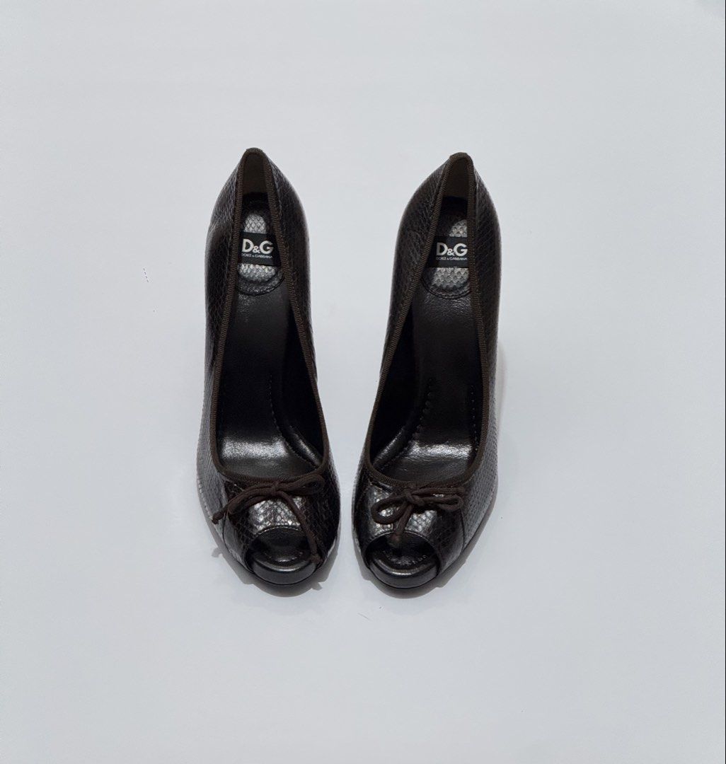 Dolce&Gabbana heels (Category: Heels) located in Quezon City. Submitted by byuklph (Listing ID 1471095504, Image 1). Description: Authentic 💯size39/25cm🦋 Excellent condition no inclusion .