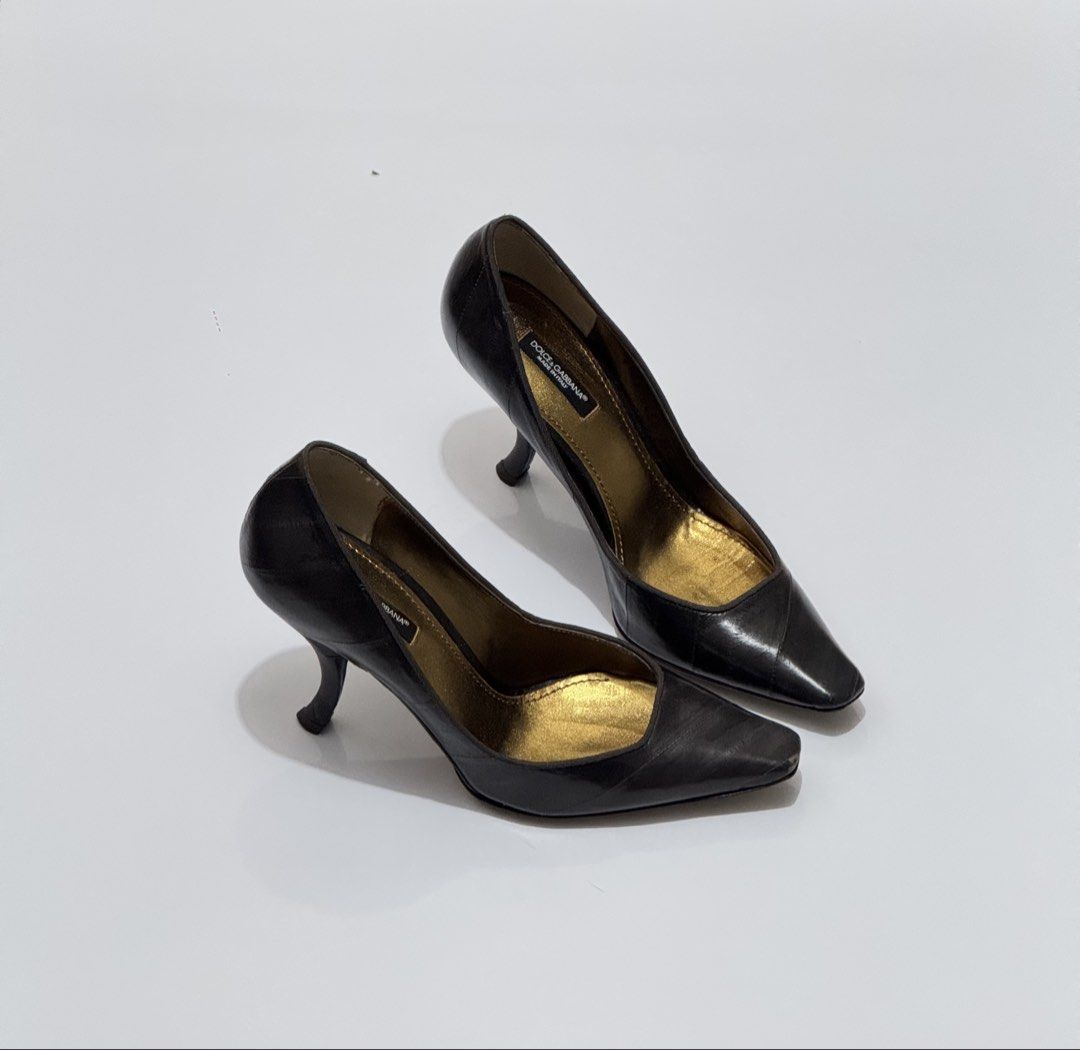 Dolce&Gabbana heels (Category: Heels) located in Quezon City. Submitted by byuklph (Listing ID 1471096386, Image 2). Description: Authentic 💯size37/24cm🦋 Excellent condition no inclusion .