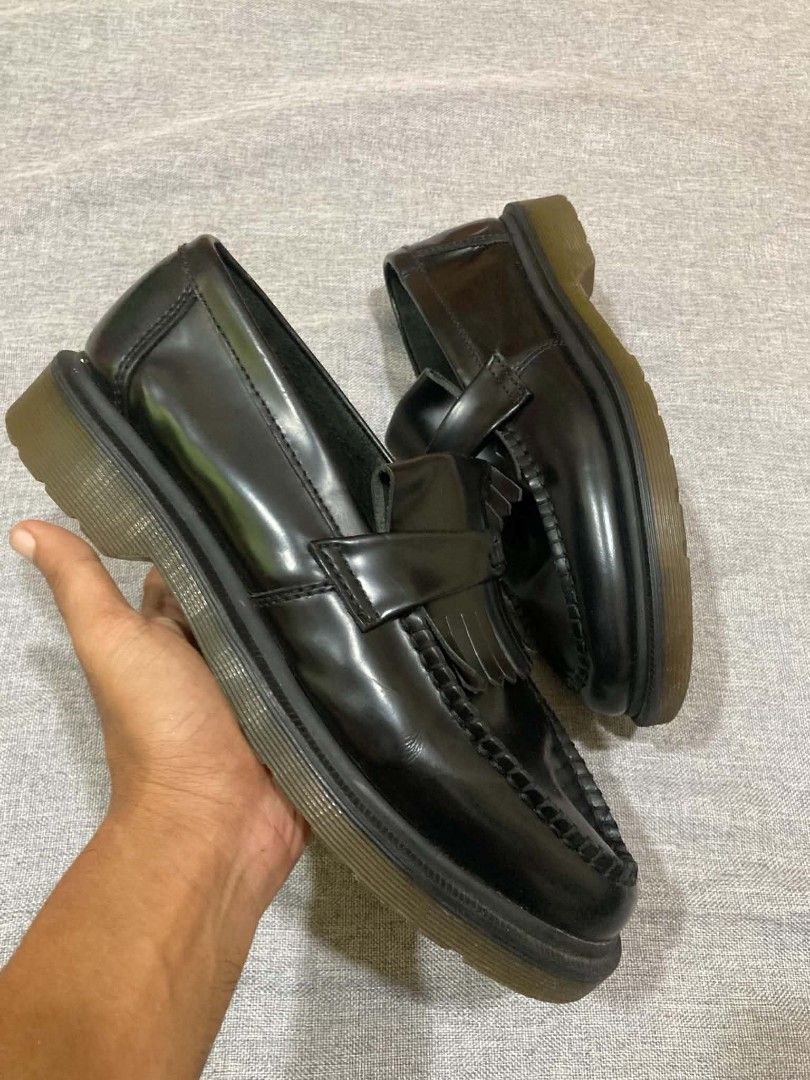 Dr martens loafer (Category: Boots) located in Zamboanga. Submitted by deensthrifting (Listing ID 1471090967, Image 1). Description: Dr martens loafer size 39Euro, 7 US Mens Very good condition issue: see last pic.
