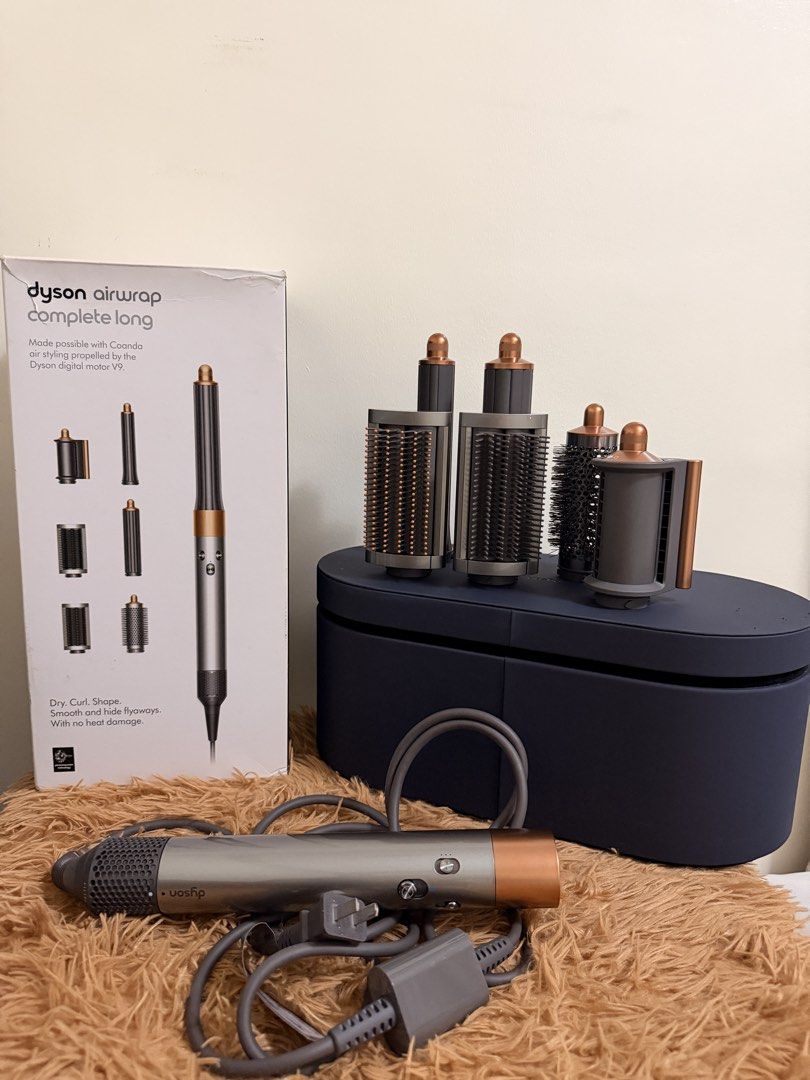 Dyson Complete Long (Category: Hair) located in Manila. Submitted by rzynar (Listing ID 1471091558, Image 1). Description: .