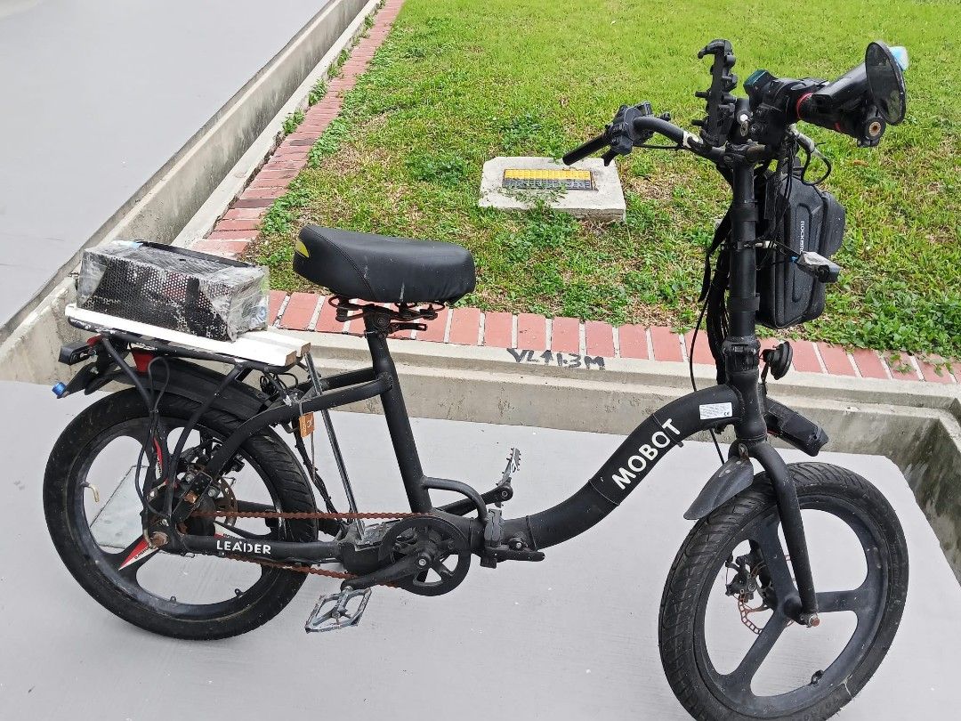 E cycle (Category: E-Scooters & E-Bikes) located in Singapore. Submitted by venuvinodp91609 (Listing ID 1471037367, Image 2). Description: Make sure that e-scooter PAB registered with LTA and UL2272 certified for use in Singapore . Registration must be transferred to you upon purchase.To avoid fire risks ,only use fire batteries.
