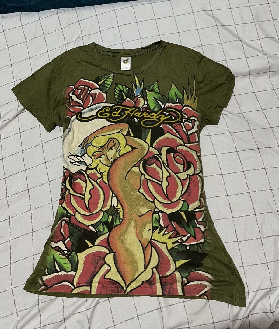 Ed Hardy (Category: Blouses) located in Davao. Submitted by rel18 (Listing ID 1471067383, Image 1). Description: Ed Hardy Small to med Orig Good condition .
