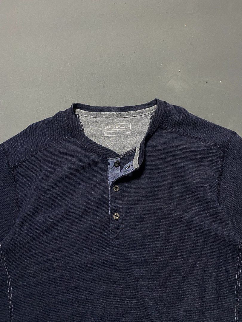 Eddie Lauren Henley Longsleeve (Category: Tshirts & Polo Shirts ) located in Pasay City. Submitted by thrift.wards (Listing ID 1471045793, Image 2). Description: size: xl width: 24 length: 29 no issue.
