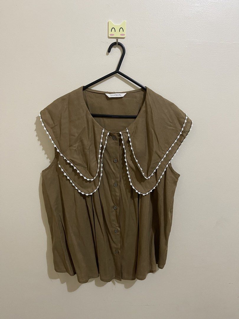 Edition Peter Pan Linen Blend Collar Blouse (Category: Blouses) located in San Jacinto. Submitted by lovedbylou.ph (Listing ID 1471070861, Image 1). Description: •best fits medium-large.