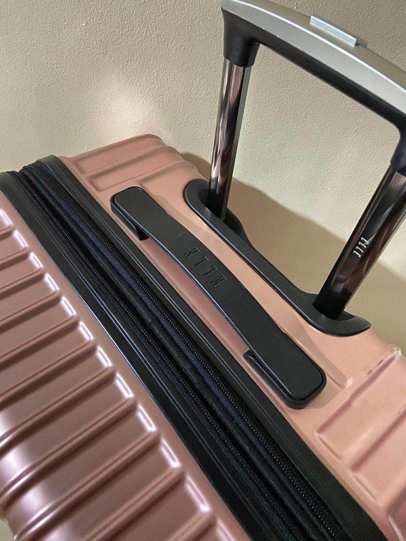 📍ELLE PARIS SPINNER BRAND (LIGHTWEIGHT)📍 (Category: Luggage) located in Valenzuela. Submitted by se_japansurplus (Listing ID 1471071289, Image 2). Description: 🔥🔥NEW ARRIVAL🔥🔥 📍ELLE PARIS SPINNER BRAND (LIGHTWEIGHT)📍 ⚡⚡SALE 3,500 ONLY⚡⚡ Japan Imported Medium ,Check in luggage ✨Polycarbonate Hardcase ✨Smooth and silent 360 Rotation Wheels ✨Security coded lock RESET ALL YOU WANT ✨Telescopic Push handle ✨Top and side carrier Handle ✨Wide spa