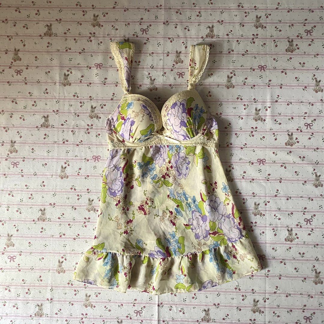 elypry whimsy lingerie top (Category: Others Tops) located in Bulacan. Submitted by thriftnluv.byc_ (Listing ID 1471098616, Image 1). Description: NO FLAWS! - xs to small.
