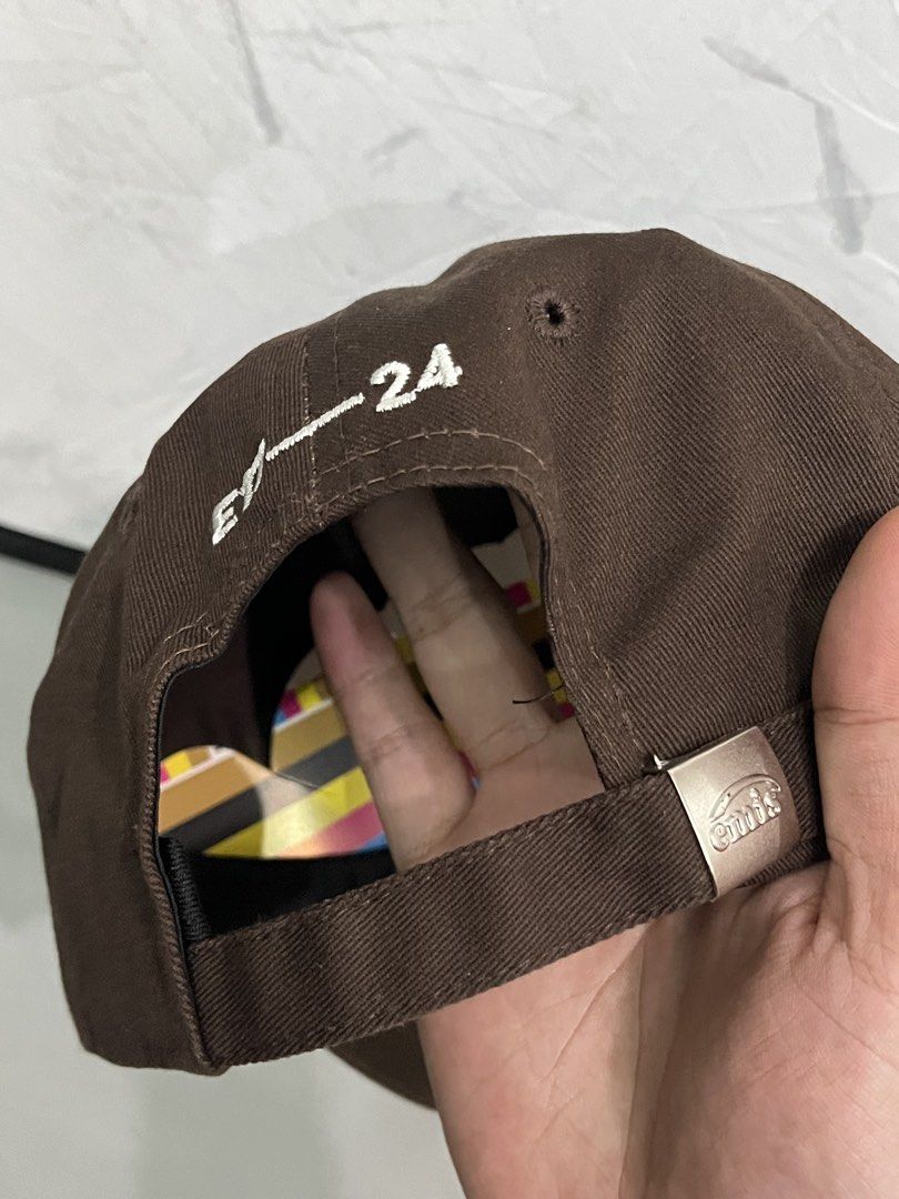 Emis Brown Heart Cap 🧢 | Adjustable | Brand New | Below SRP (Category: Caps & Hats) located in Manila. Submitted by oseancollective.official (Listing ID 1471040102, Image 2). Description: Keep your style unique and meaningful with the Emis Brown Heart Cap! 🤎 Featuring a heart design with the text “Every Moment Is Special,” this brown cap adds a clean and stylish touch to your everyday outfits. Perfect for casual wear and streetwear looks. At OS