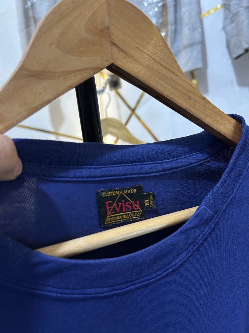Evisu layered or 3D-print long-sleeve (Category: Luxury Apparel) located in Manila. Submitted by cachegoodsuncovers (Listing ID 1471100718, Image 2). Description: ✅Size:XL ✅️DIMES: - 23x31 ✅️CONDITION - Exellent/close to brandnew ✅️COLOR RATE - 9.5/10 ✅️Color may vary due to lighting ✅️ISSUE -❌ .