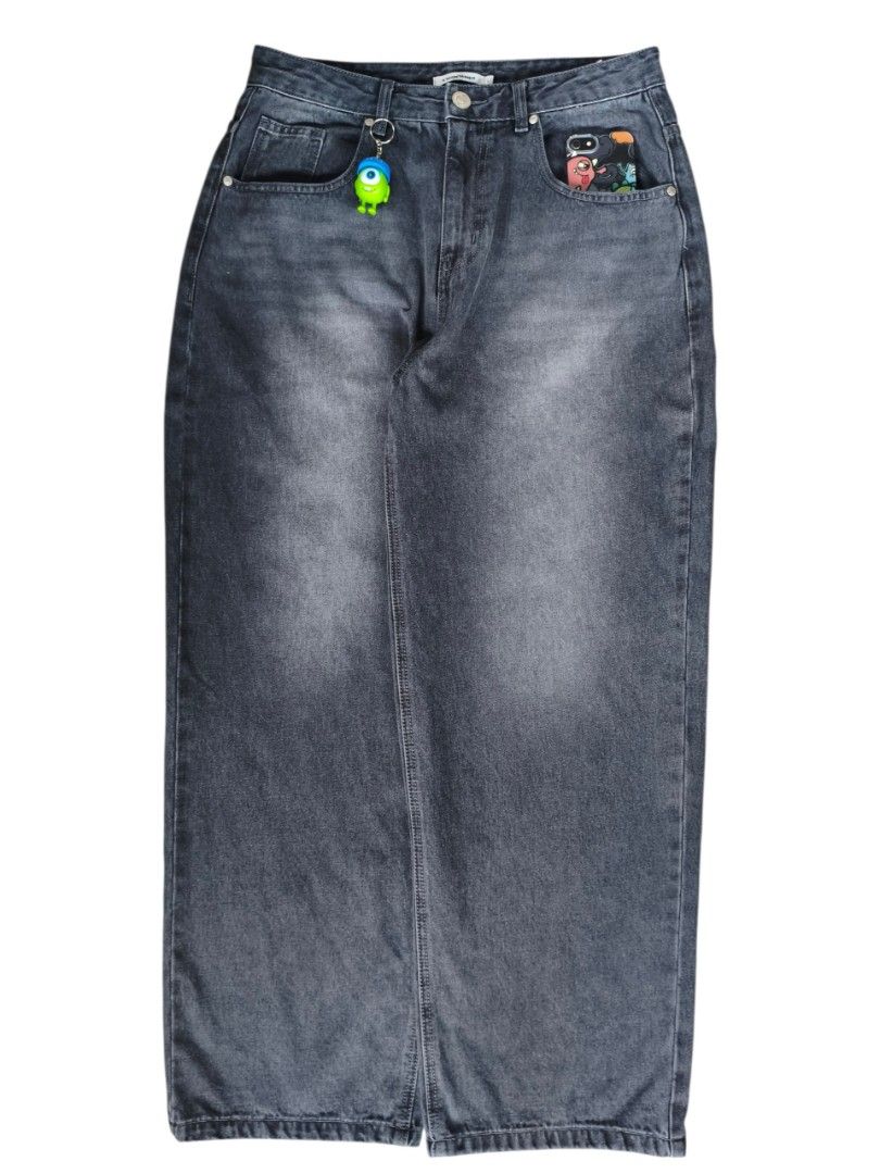 EXCONTAINER Denim Baggy Jeans (Category: Jeans) located in Buug. Submitted by zigeldz_a1721a (Listing ID 1471023968, Image 1). Description: - Brand/Model: EXCONTAINER denim baggy jeans - Color/Wash: Washed black with acid wash effect - Size: L (tag inside waistband) - Design: Button closure, front slit, and standard five-pocket styling - Fit: Straight cut silhouette hitting at mid-calf length - Details: Solid stitching on seams.