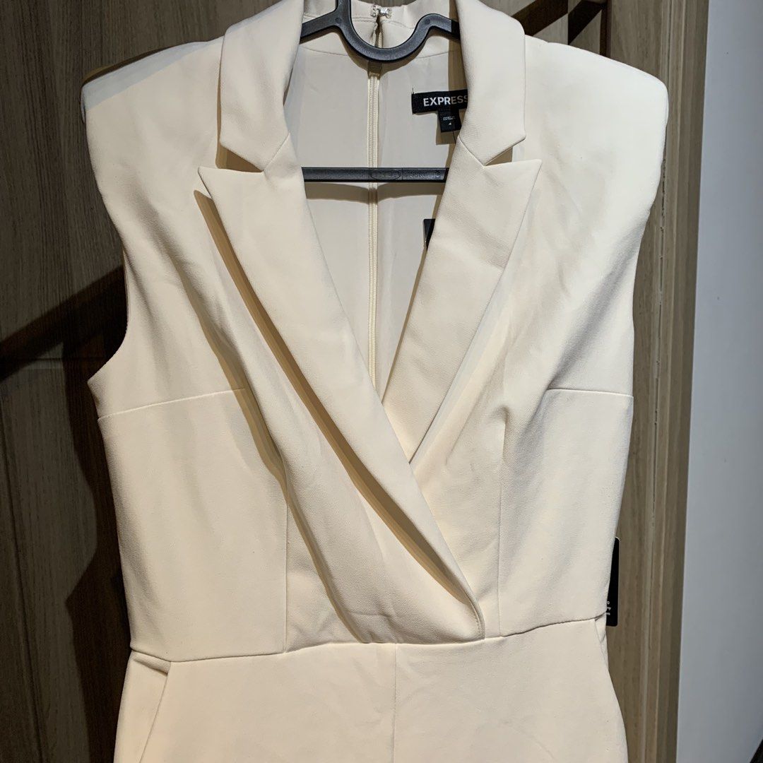 Express Sleeveless Blazer Romper / Jumpsuit (Category: Luxury Apparel) located in Pasay City. Submitted by xoxoblair (Listing ID 1471021294, Image 3). Description: Color: Cream/Ivory/Off White Condition: New with tags (NWT) - pristine condition, never worn! • Structured sleeveless blazer bodice •S.