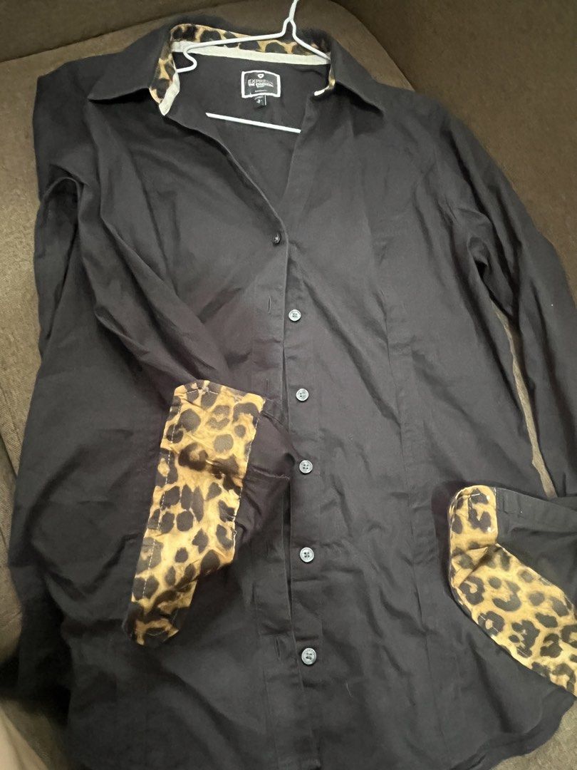 Express The Essential Shirt Black Fitted Button Down Leopard Print Cuff Blouse (Category: Longsleeves) located in Rizal. Submitted by sheshells.gem (Listing ID 1470948241, Image 3). Description: .
