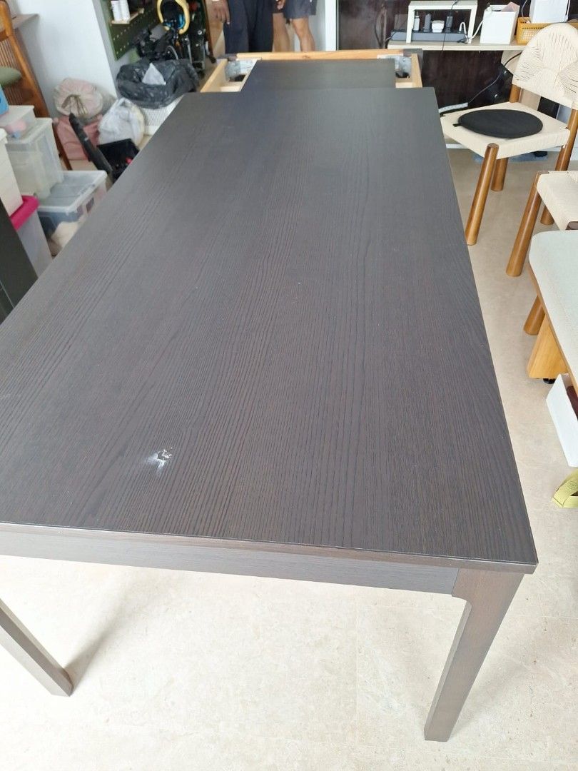 Extend table (Category: Tables & Sets) located in Singapore. Submitted by sharvvin6 (Listing ID 1470959325, Image 1). Description: .