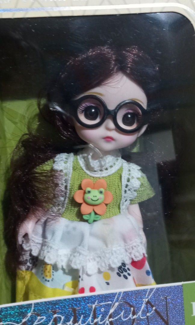 Fashion Doll (Category: Kids Toys) located in Kawit. Submitted by jaz4u_23 (Listing ID 1471028055, Image 1). Description: 15cm in height brand new.