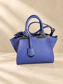 (Category: ) located in . Submitted by luxuryvintage (Listing ID 1471018930, Image 1). Description: .