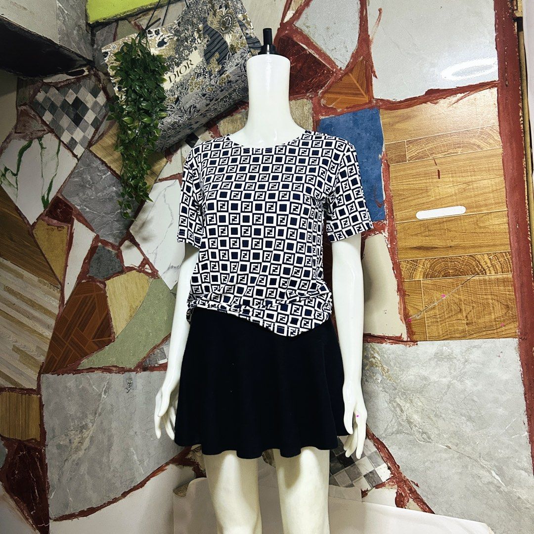 Fendi top (Category: Luxury Apparel) located in Baguio. Submitted by kckc_luxury (Listing ID 1471094081, Image 2). Description: 🌸 TINY PINK SPOTS ARE LENS DAMAGE, NOT CLOTH STAINS ————————— ❗️KINDLY READ BEFORE MAKING AN OFFER❗️ LISTING DETAILS size:Small width x length (inches):20x22 condition: EXCELLENT --- MOP: Gcash / BPI MOD: J&T / JRS LOCATION: Baguio City --- NOTE: • Manage your expectations • Photos did not go under any edit but colors m