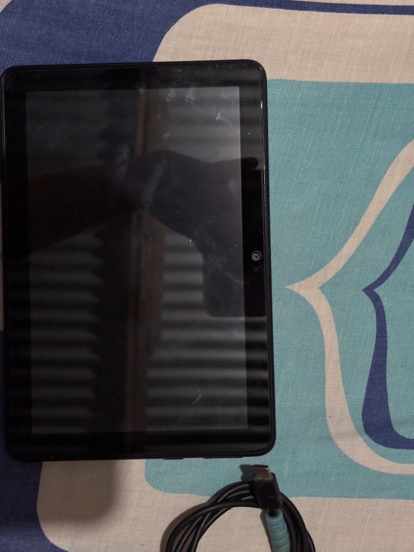 Fire tablet 8 (2020) (Category: Others) located in Quezon. Submitted by kimmyah (Listing ID 1471068115, Image 2). Description: Looking for an affordable tablet for everyday use? 📱✨ 📌 Specifications: • 8-inch HD touchscreen display • 2020 Edition • 2GB RAM • 32GB / 64GB internal storage (depending on variant) • Expandable storage via microSD card • USB-C charging port • Front and rear cameras • Perfect for reading e-books, watching YouTube, brow