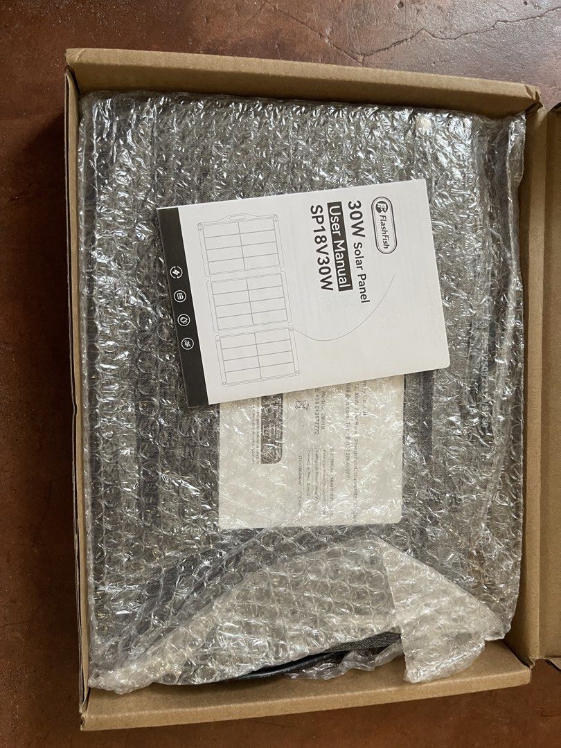 Flashfish 30W Foldable Solar Panel (Category: Electrical, Adaptors & Sockets) located in Cainta. Submitted by luckywolf_06570a (Listing ID 1470932254, Image 2). Description: ❗❗30W Foldable Solar Panel ❗❗ Original Flashfish Foldable Solar Panel for Sale. Bagong bago, binuksan lang to check kaso hindi compatible sa power station kaya ibebenta na lang. RFS. Wrong item bought. Location: Cupang Antipolo, near Lrt2 Masinag and Lilac Marikina .