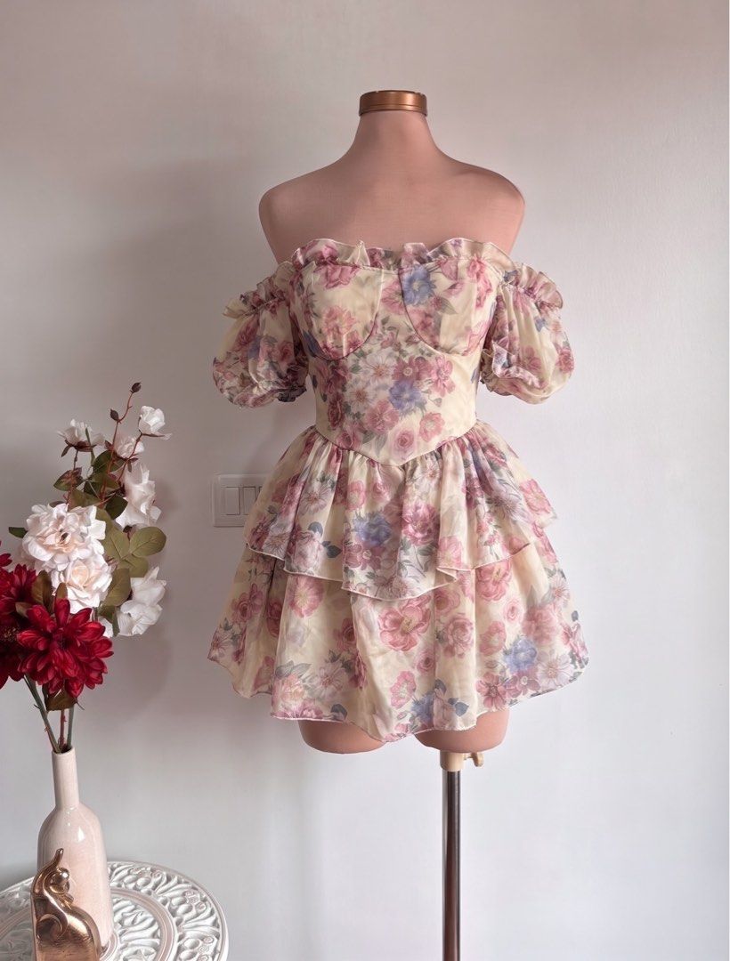 Floral Romper Puff Dress (Category: Rompers) located in Cavite. Submitted by nezaph (Listing ID 1471091800, Image 1). Description: .
