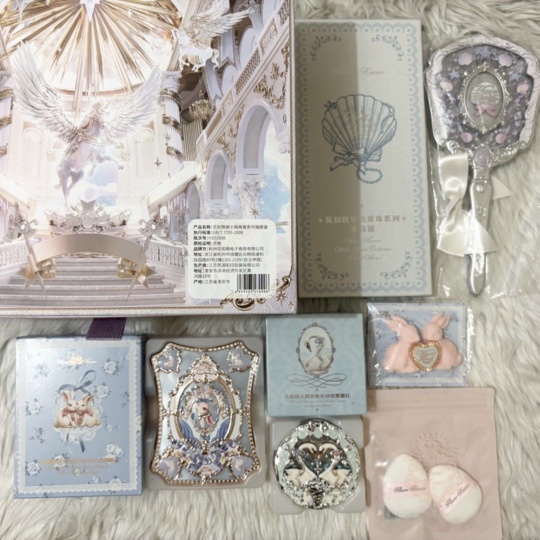 Flower Knows Makeup Affordable Gift Set (Blue Collection) (Category: Makeup) located in Cavite. Submitted by 3yaaa018 (Listing ID 1471089258, Image 2). Description: Flower Knows Makeup Affordable Gift Set (Blue Collection) - 6 pcs set • Flower Knows Shell's Jewel Collection Hand Mirror (Pearly White) • Flower Knows Bunny Garden 6-Color Makeup Palette (01 White Bunny) • Flower Knows Swan Ballet Series Embossed Blush Velvet (03 Silky Ribbon) • Flow
