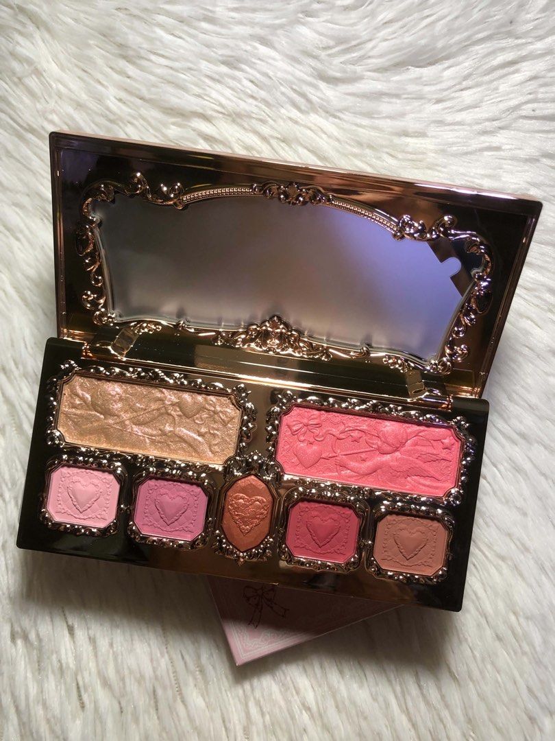 Flower Knows Strawberry Cupid Makeup Palette (Category: Makeup) located in Las Pinas. Submitted by rich.collects (Listing ID 1471090762, Image 2). Description: 🍓 shade: S02 Cupid’s Mischief .