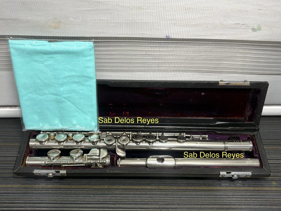 Flute Hernals S-100 Tokyo Japan (Category: Musical Instruments) located in Manila. Submitted by musicman12 (Listing ID 1471107555, Image 1). Description: FLUTE : BRAND : HERNALS MODEL : S - 100 OGAWA GAKKI TOKYO JAPAN🇯🇵 CLEANING ROD CLEANING CLOTH CONDITION : USED READY TO PLAY🎼🎶🎶.