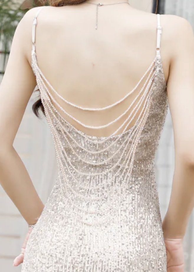 FOR RENT: Silver Gown with Open Back and Front Slit (Category: Evening dresses & gowns) located in Quezon City. Submitted by barbysandy (Listing ID 1471033503, Image 3). Description: ✨ Silver Gown for Rent ✨ 💰 Rental Fee: ₱799 for 3 days 🔒 Security Deposit Required 📍 Meet-up / Pickup Location: Ever Gotesco Mall, Commonwealth or Starbucks beside Ever Gotesco Mall 🚚 Pickup & Delivery: Commonwealth Avenue, Batasan Hills, Quezon City. 📩 PM me fo