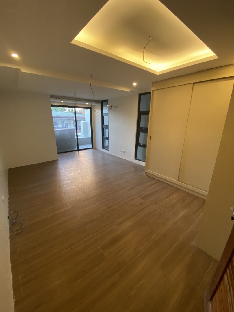 (Category: ) located in . Submitted by legacyrealty (Listing ID 1470952651, Image 1). Description: .