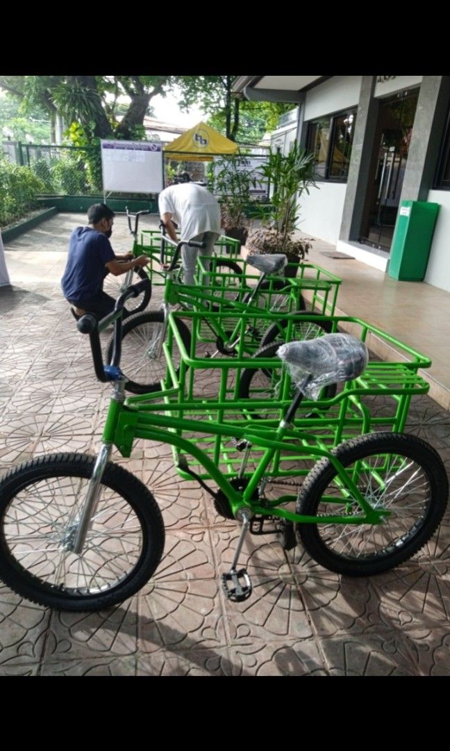 For Sale boxtype trike (Category: Bicycles) located in Quezon City. Submitted by rionava (Listing ID 1471015598, Image 2). Description: For sale boxtype sidecar with bike brand new ready to use for orders and other details just contact the seller serious and interested parties only will entertained..