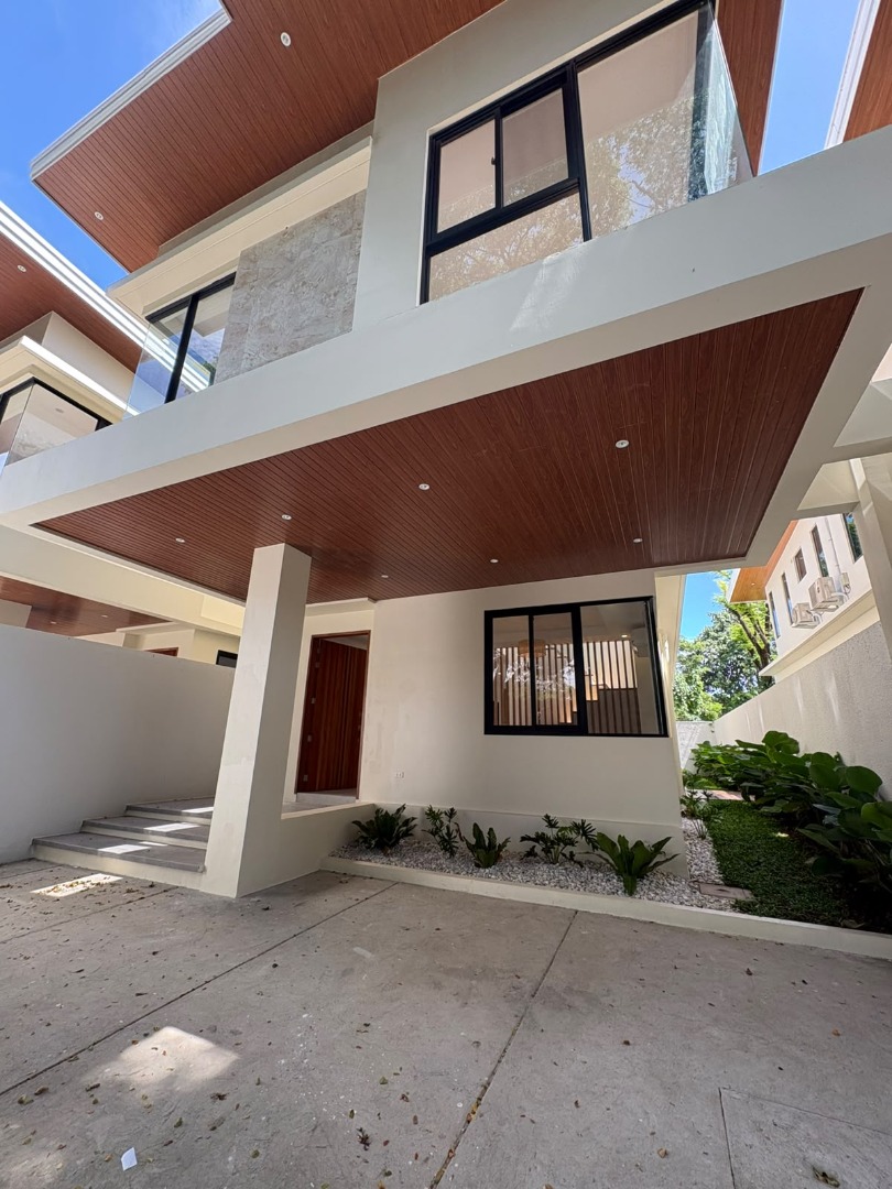 (Category: ) located in . Submitted by shi_properties (Listing ID 1471091481, Image 1). Description: .