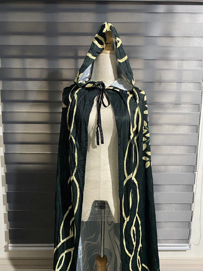 Forest Adult Cape (Category: Everything Else Others) located in Caloocan City. Submitted by discusonlineshop (Listing ID 1470951830, Image 3). Description: makapal.