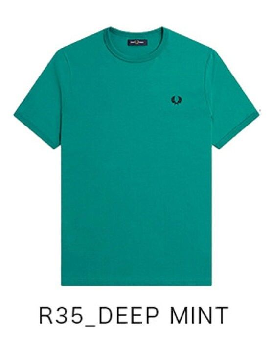 FRED PERRY (Category: Tshirts & Polo Shirts ) located in Carmen. Submitted by luxurious_1 (Listing ID 1470974782, Image 1). Description: FRED PERRY SZ SMALL LENGTH 20 WIDTH 27 EXCELLENT CONDITION NO ISSUE.