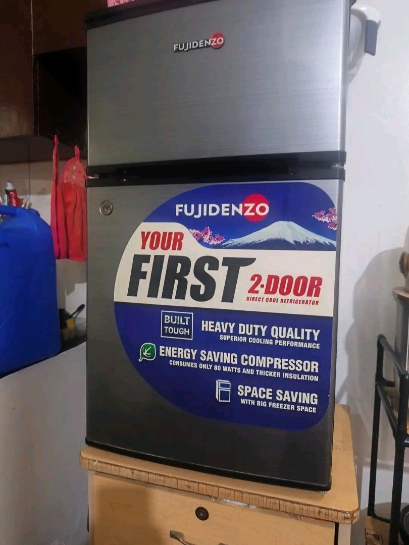 Fujidenzo 3.5cu mini ref, inverter 9months old (Category: Refrigerators and Freezers) located in Caloocan City. Submitted by warmbear_f73bd9 (Listing ID 1470933971, Image 1). Description: fujidenzo mini ref 3.5cubic inverter super tipid sa kuryente almost new 9months old since bought brand-new no issues at all. personal ref. gamit padin namen as of the moment kaya sure kayo no issues 3500 fix.