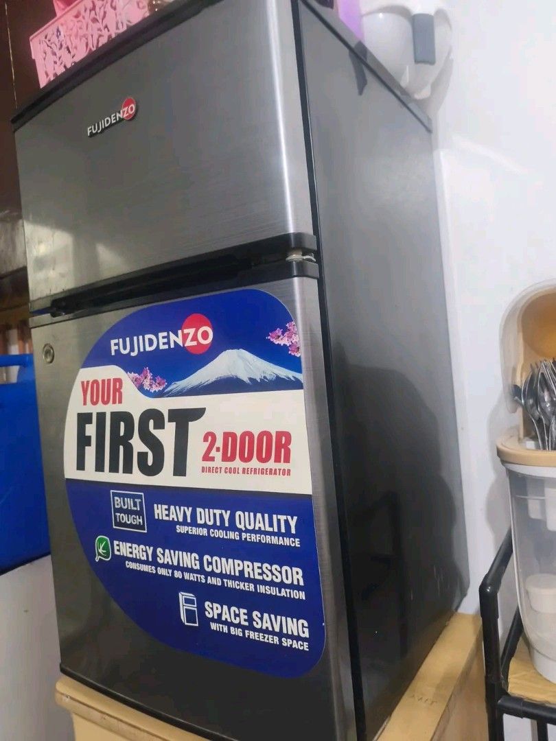Fujidenzo 3.5cu mini ref, inverter 9months old (Category: Refrigerators and Freezers) located in Caloocan City. Submitted by warmbear_f73bd9 (Listing ID 1470933971, Image 2). Description: fujidenzo mini ref 3.5cubic inverter super tipid sa kuryente almost new 9months old since bought brand-new no issues at all. personal ref. gamit padin namen as of the moment kaya sure kayo no issues 3500 fix.
