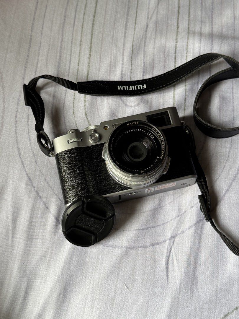Fujifilm X100VI Digital Camera, Photography, Cameras on Carousell