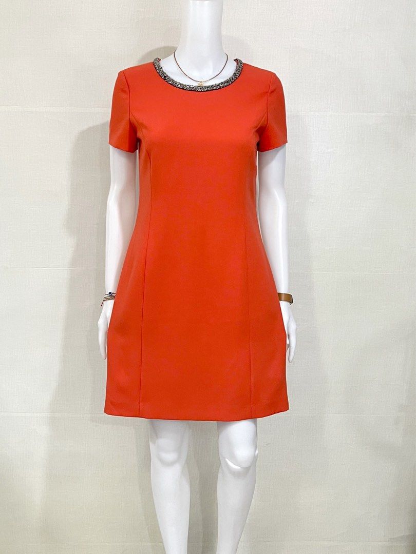 G2000 Embellished Neckline Shift Dress (Category: Dresses) located in Cebu City. Submitted by kei.flmn (Listing ID 1471119072, Image 2). Description: 📌PLEASE READ BEFORE MAKING AN OFFER Excellent Condition (No issues) Size:Fits Small (S) - [x] Flat Lay Measurements (in inches): - [x] Bust: 36” | Waist: 32” - [x] Length Reference: Mannequin Height : 5’4” (First-come, first-served basis) Due to an increased number of joy reservers and fake buyers,