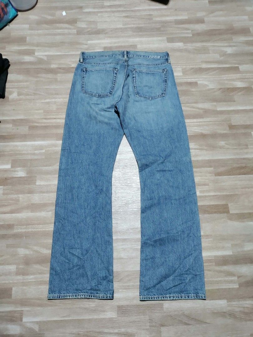 GAP BOOTCUT VINTAGE (Category: Jeans) located in Carmen. Submitted by raythrifter (Listing ID 1470941518, Image 2). Description: GAP VINTAGE BOOTCUT W 32 - 33 L 43 H 9.5 T 10.5 Inheam 32.