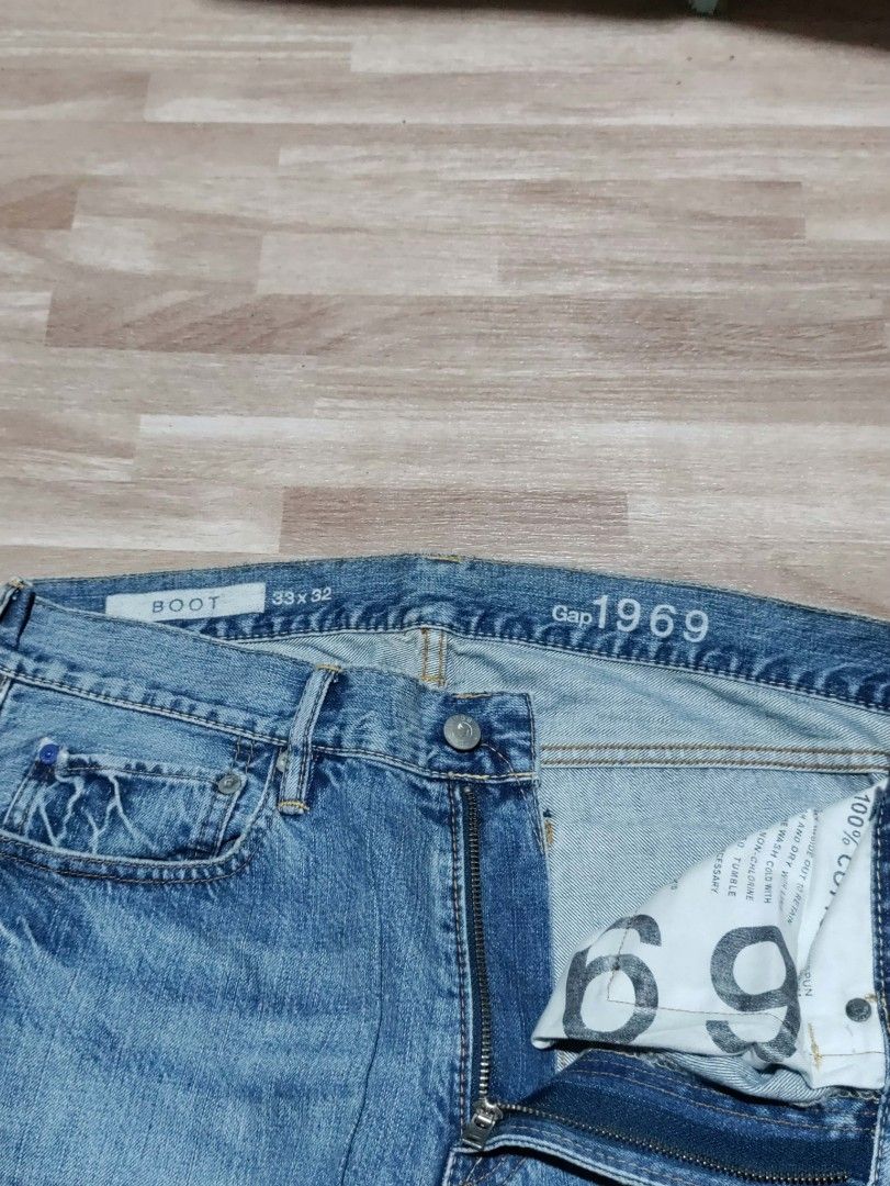 GAP BOOTCUT VINTAGE (Category: Jeans) located in Carmen. Submitted by raythrifter (Listing ID 1470941518, Image 3). Description: GAP VINTAGE BOOTCUT W 32 - 33 L 43 H 9.5 T 10.5 Inheam 32.