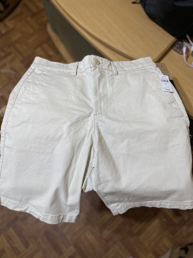 Gap Essential Khaki 9 Inch Short Size 29 (Category: Shorts) located in Batangas. Submitted by lux_kimmy (Listing ID 1470968260, Image 3). Description: - Brand: Gap - Item: Essential Khaki Shorts - Size: 29 - Inseam: 9 inches - Color: Off-white / Cream - Material: Soft cotton twill - Features: Button closure, zippered fly, classic front slant pockets - Condition: Brand new with original tags attached ($44.99 USD).