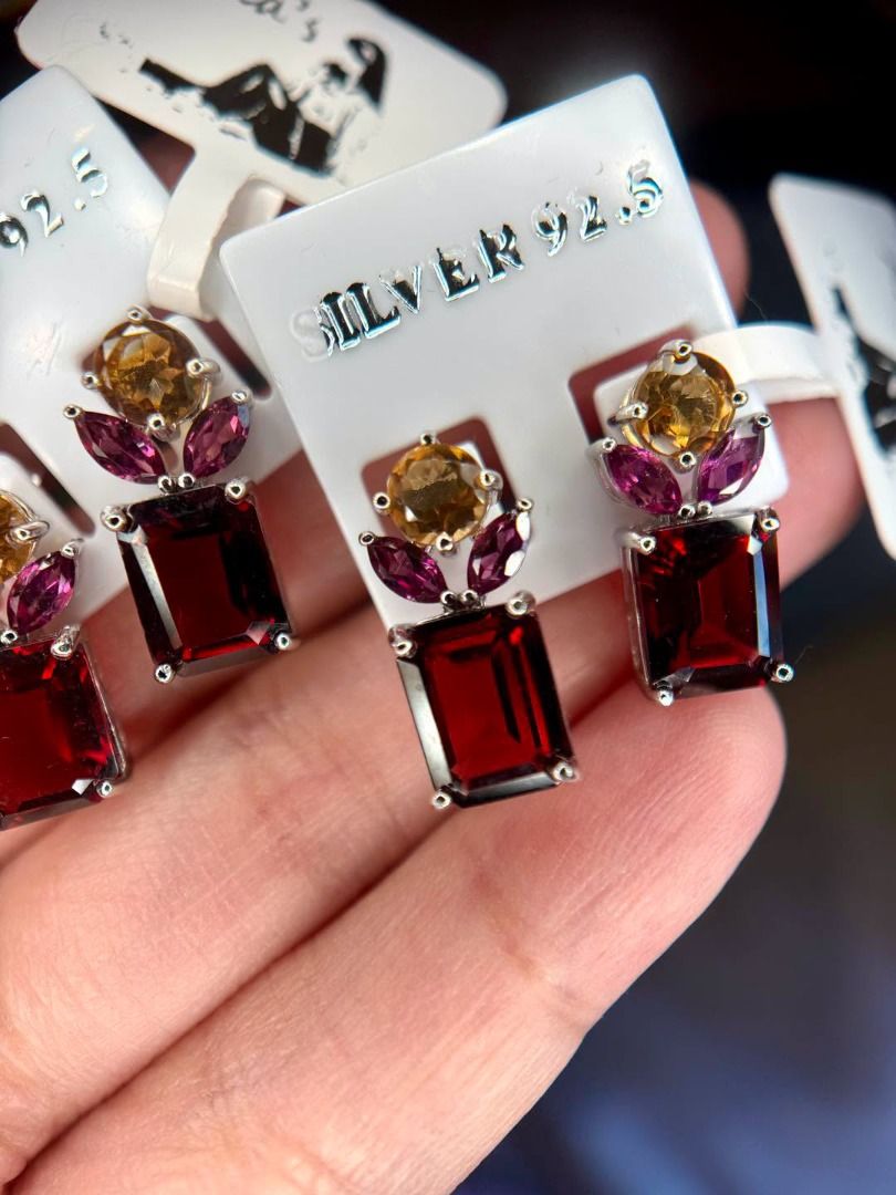 Garnet & Citrine in 925 Silver Earrings (Category: Earrings) located in Baguio. Submitted by asna_taku (Listing ID 1471026755, Image 1). Description: ❤️ Garnet & Citrine in 925 Silver Earrings 💛 Bold, beautiful, and full of color! ✨ The rich red garnet paired with golden citrine and pink gemstone accents creates a gorgeous, luxurious look. ❤️ Garnet symbolizes passion and strength 💛 Citrine is associated with abundance and prosperity Brand-new 