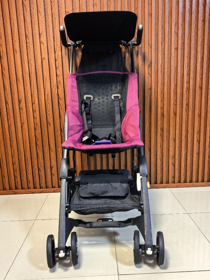 Gb pockit stroller (Category: Strollers) located in Manila. Submitted by miradoming32070 (Listing ID 1470966254, Image 1). Description: Gb pockit stroller 🩷 ➡️ For toddler ➡️ Lightweight ➡️ Cabin approved ➡️ Approved any airlines cabin Excellent condition Loc :bagumbong caloocan.
